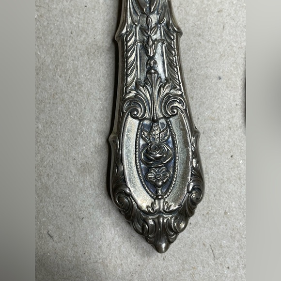 Rose Point Wallace Sterling 1934 4 Piece Dinner Setting No monogrammed - Picture 14 of 15